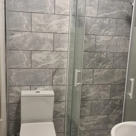 Privat bolig 1 Comfy Bedroom Dublin